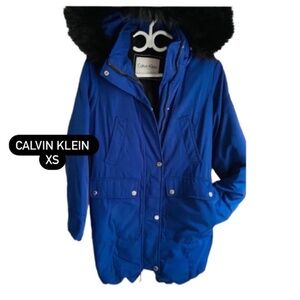 🩵❄️Calvin Klein Small Royal Blue winter coat ❄️🩵